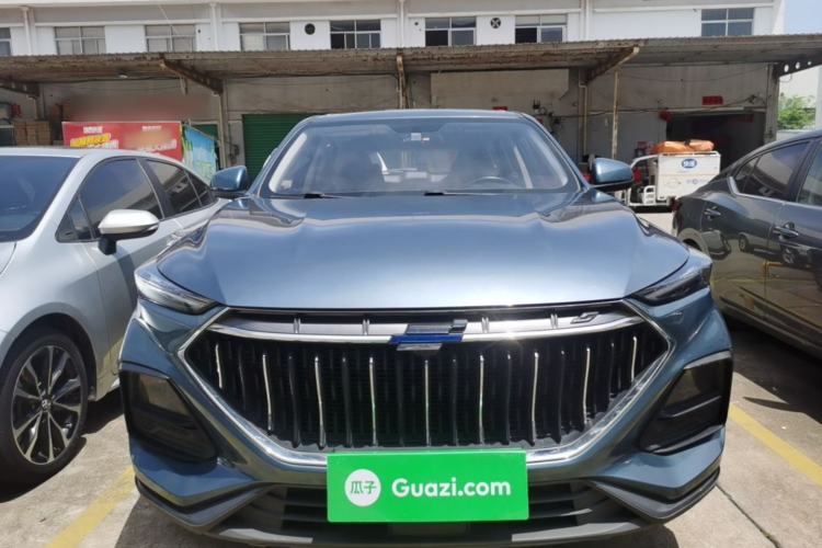 Used CHANGAN OSHAN X5 2021 1.6L CVT Comfort Model Front