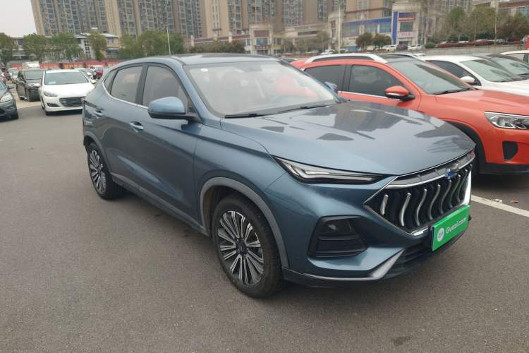 Used CHANGAN OSHAN X5 2021 1.5T DCT Luxury Edition Front Right 45 Deg