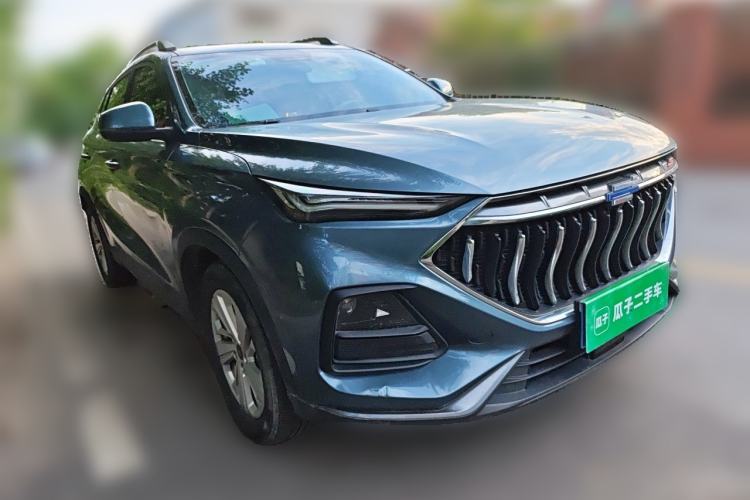 Used CHANGAN OSHAN X5 2021 1.6L CVT Luxury Model Front Right 45 Deg
