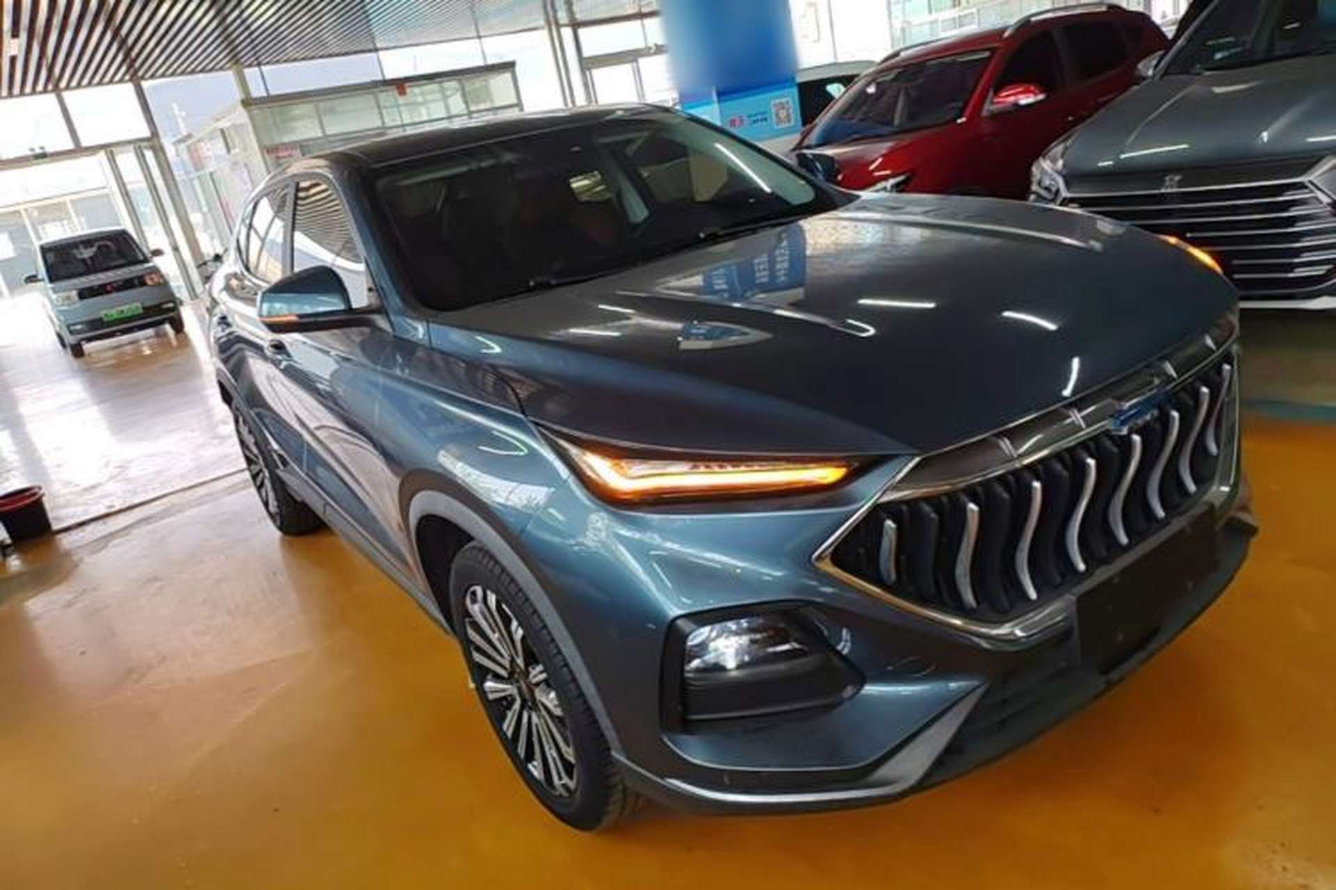 Used CHANGAN OSHAN X5 2021 1.5T DCT Prestige Edition Front Right 45 Deg