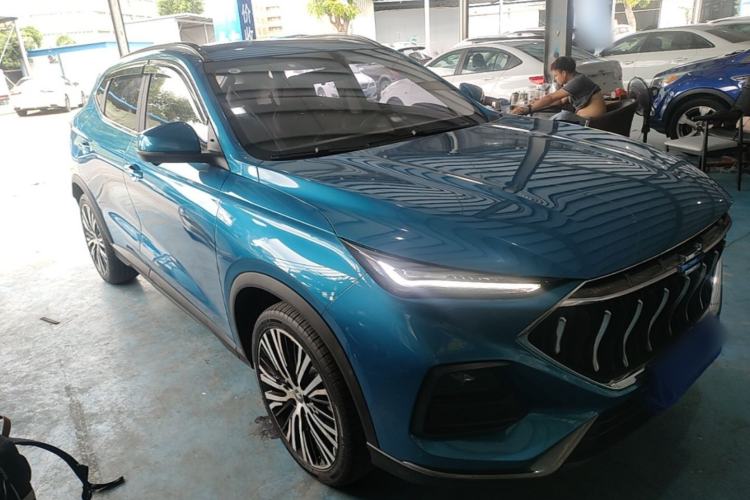 Used CHANGAN OSHAN X5 2021 1.5T DCT Flagship Edition Front Right 45 Deg