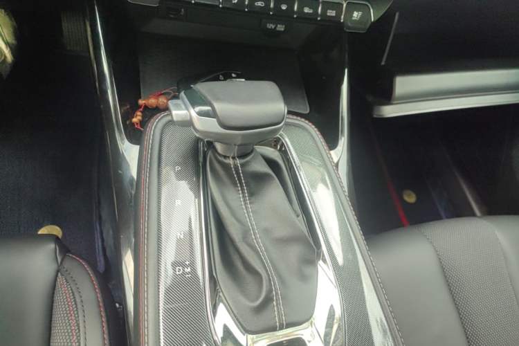 Used CHANGAN OSHAN X5 2021 1.6L CVT Luxury Model Gear Lever