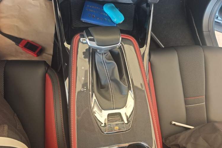 Used CHANGAN OSHAN X5 2021 1.5T DCT Flagship Edition Gear Lever