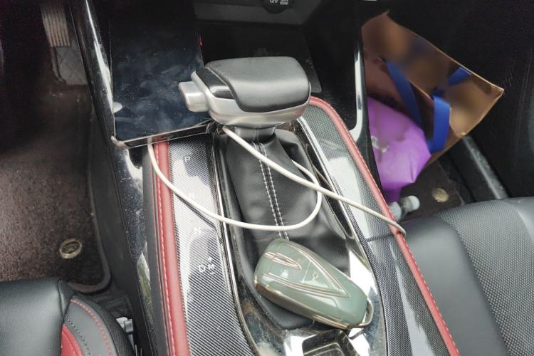 Used CHANGAN OSHAN X5 2021 Revised Version 1.5T DCT Luxury Edition Gear Lever