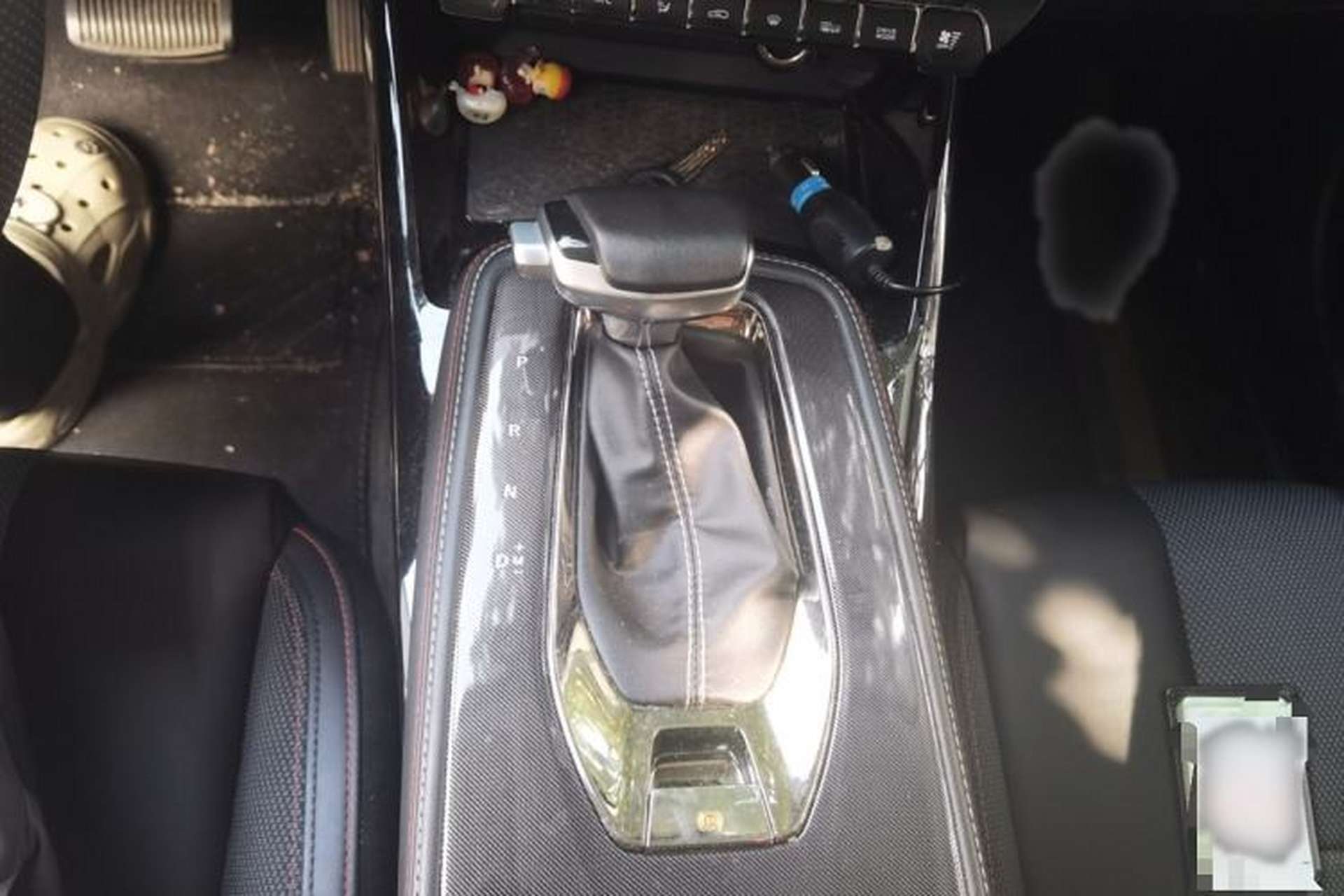 Used CHANGAN OSHAN X5 2021 1.5T DCT Prestige Edition Gear Lever