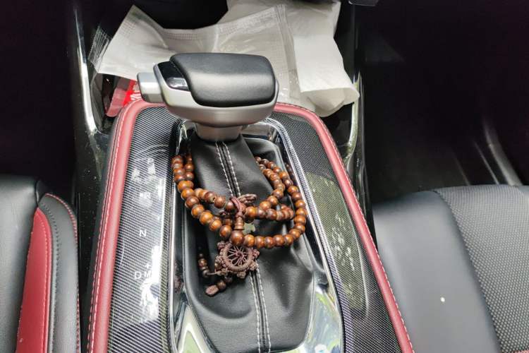 Used CHANGAN OSHAN X5 2021 1.5T DCT Prestige Edition Gear Lever