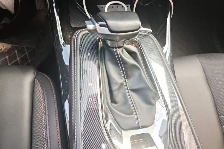 Used CHANGAN OSHAN X5 2021 1.6L CVT Luxury Model Gear Lever