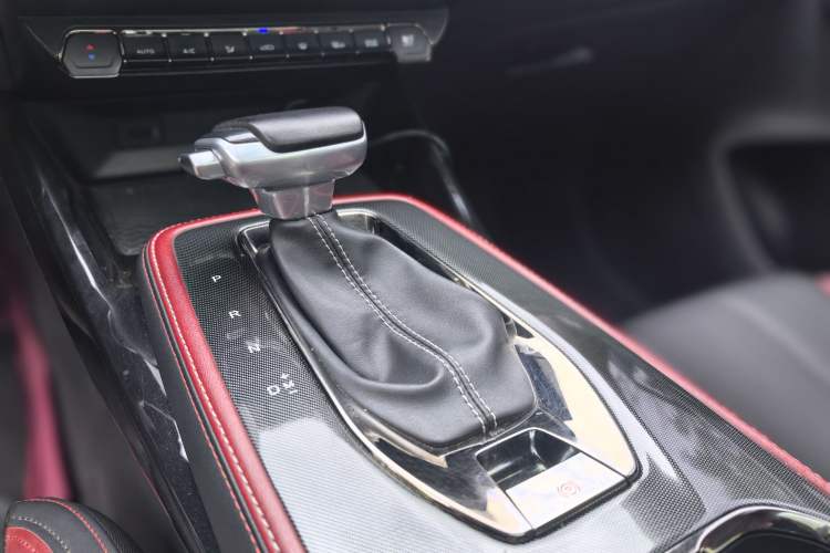 Used CHANGAN OSHAN X5 2021 1.5T DCT Prestige Edition Gear Lever