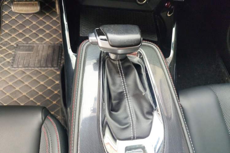 Used CHANGAN OSHAN X5 2021 1.5T DCT Prestige Edition Gear Lever