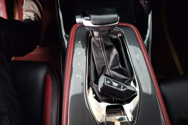 Used CHANGAN OSHAN X5 2021 1.5T DCT Flagship Edition Gear Lever