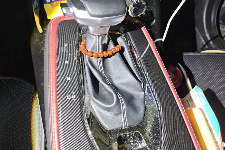 Used CHANGAN OSHAN X5 2021 1.5T DCT Prestige Edition Gear Lever