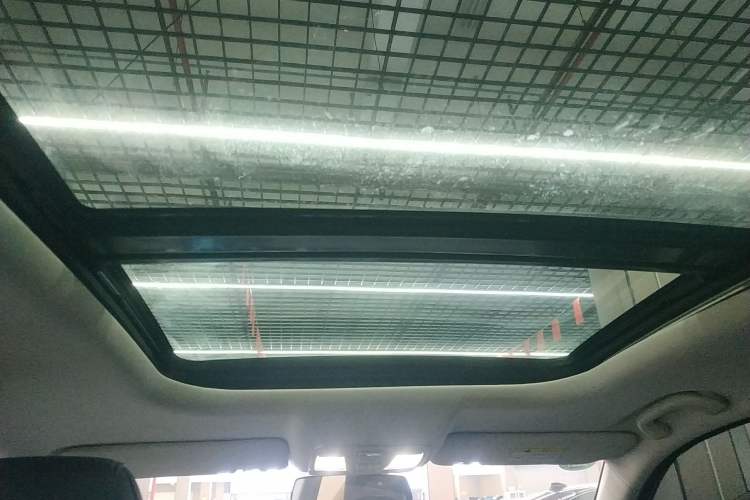 Used CHANGAN OSHAN X5 2021 1.5T DCT Prestige Edition Headliner