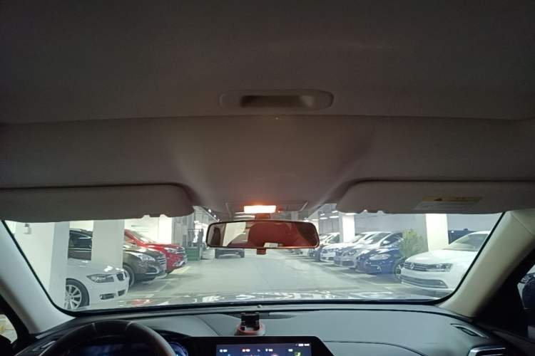 Used CHANGAN OSHAN X5 2021 Revised Version 1.5T DCT Luxury Edition Headliner