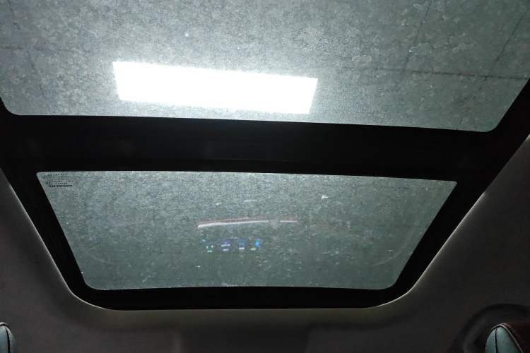 Used CHANGAN OSHAN X5 2021 1.5T DCT Prestige Edition Headliner