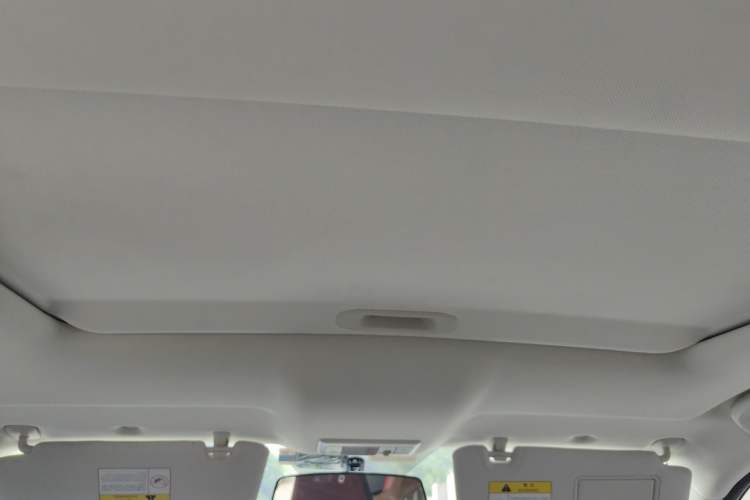 Used CHANGAN OSHAN X5 2021 Revised Version 1.5T DCT Luxury Edition Headliner