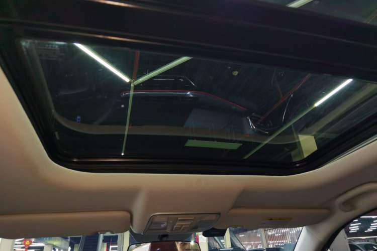 Used CHANGAN OSHAN X5 2021 1.5T DCT Flagship Edition Headliner