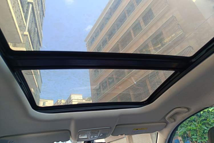 Used CHANGAN OSHAN X5 2021 1.5T DCT Prestige Edition Headliner