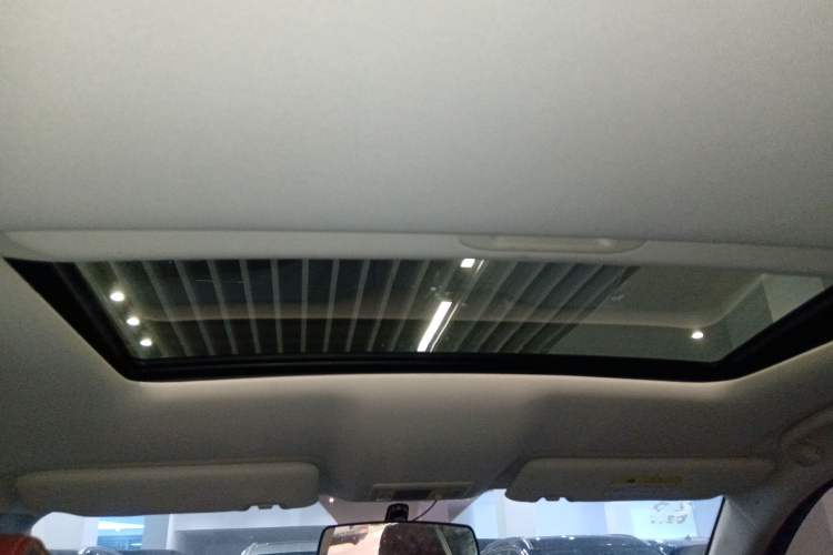 Used CHANGAN OSHAN X5 2021 1.5T DCT Luxury Edition Headliner