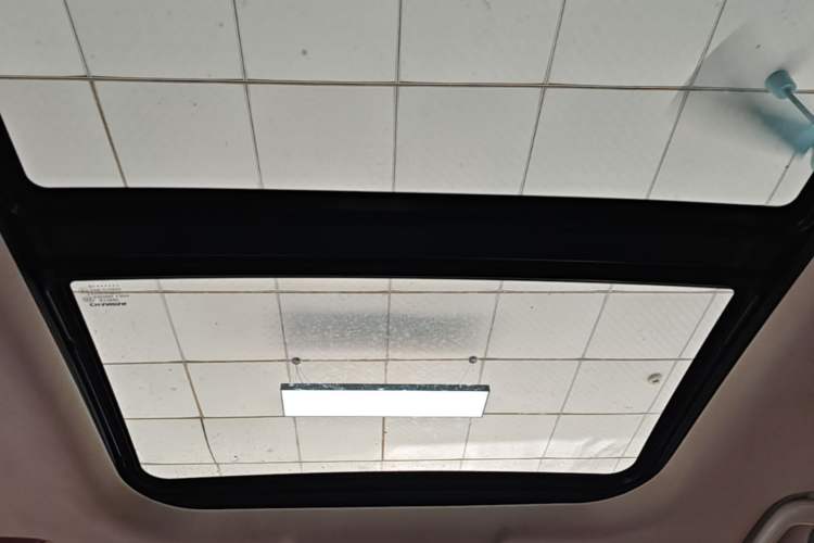 Used CHANGAN OSHAN X5 2021 1.5T DCT Prestige Edition Headliner