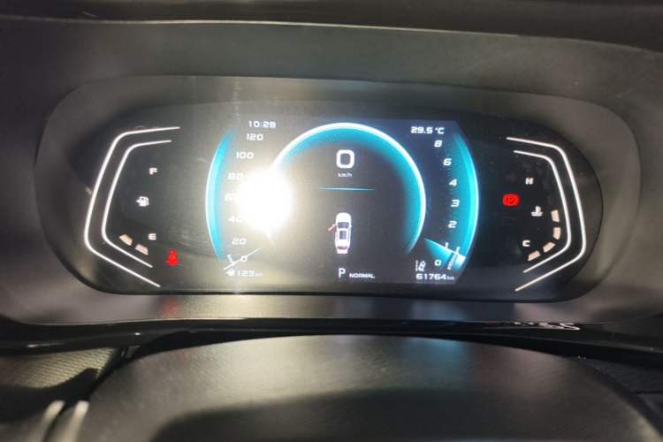 Used CHANGAN OSHAN X5 2021 1.5T DCT Flagship Edition Instrument Cluster