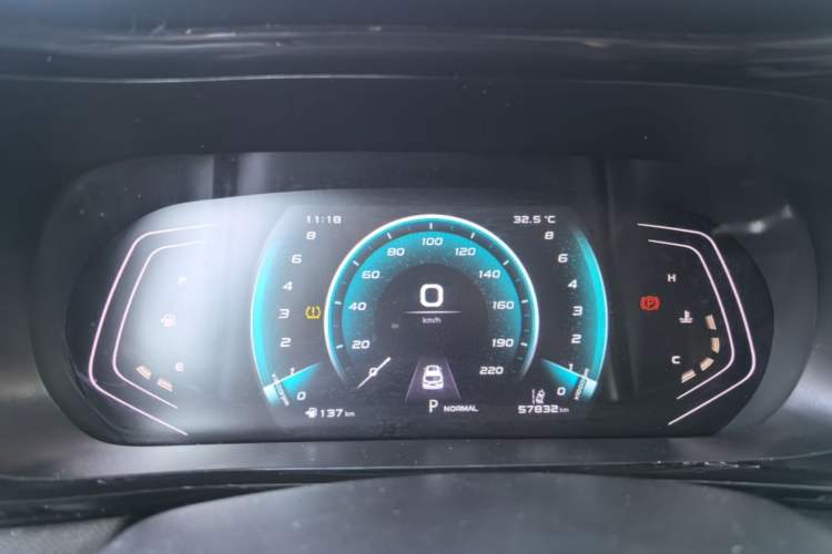 Used CHANGAN OSHAN X5 2021 1.5T DCT Flagship Edition Instrument Cluster