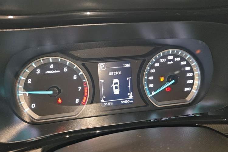 Used CHANGAN OSHAN X5 2021 Revised Version 1.5T DCT Luxury Edition Instrument Cluster