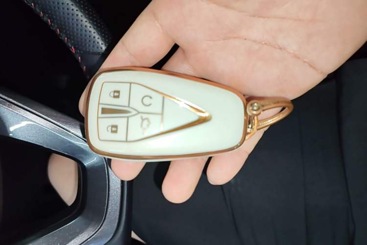 Used CHANGAN OSHAN X5 2021 1.5T DCT Prestige Edition Interior 1