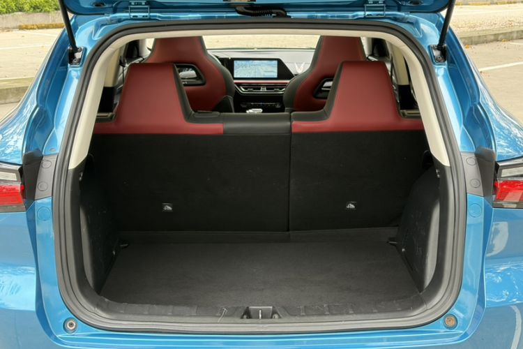 Used CHANGAN OSHAN X5 2021 1.5T DCT Flagship Edition Interior 10