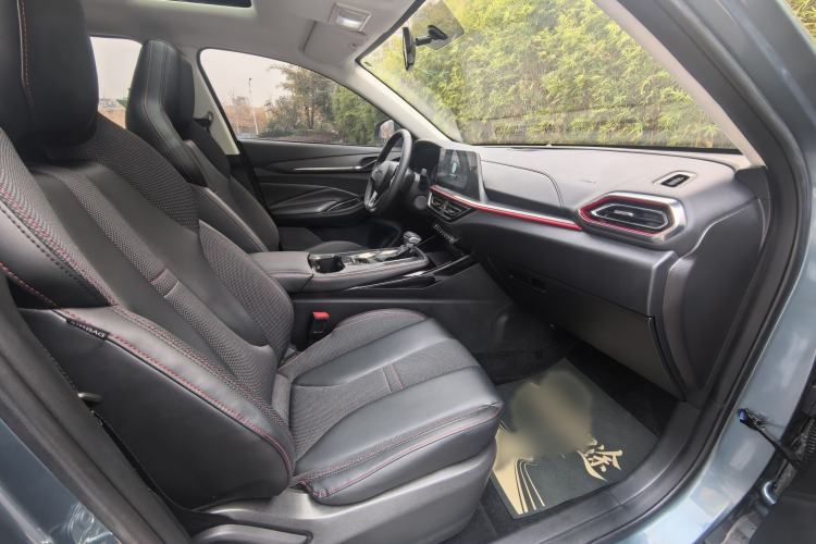 Used CHANGAN OSHAN X5 2021 1.6L CVT Luxury Model Interior 2