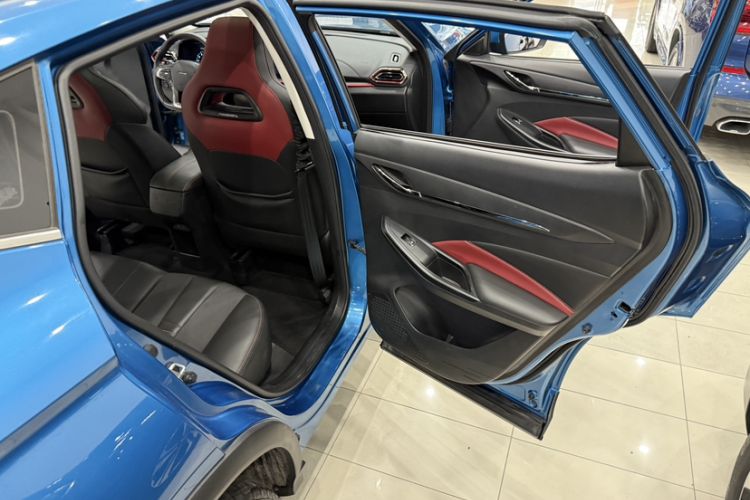 Used CHANGAN OSHAN X5 2021 Revised Version 1.5T DCT Luxury Edition Interior 3
