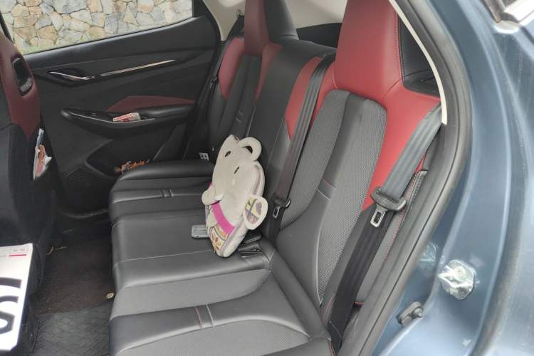 Used CHANGAN OSHAN X5 2021 Revised Version 1.5T DCT Luxury Edition Interior 4