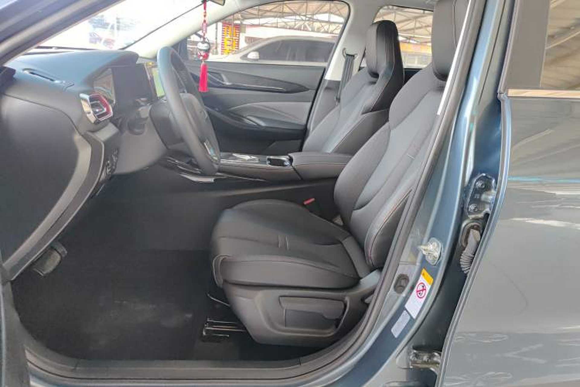 Used CHANGAN OSHAN X5 2021 1.6L CVT Luxury Model Left Front Seat