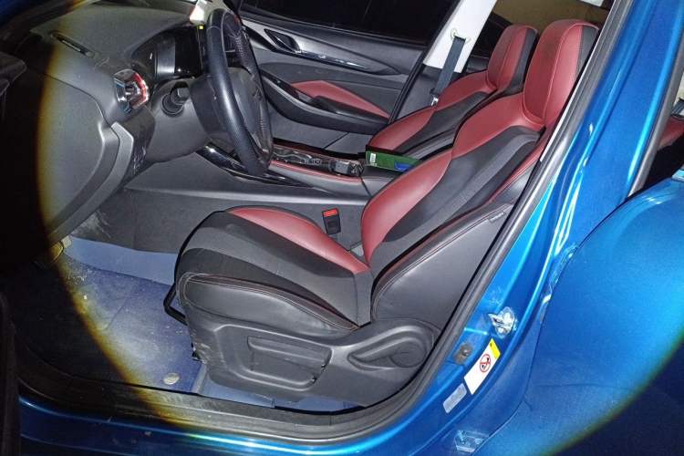 Used CHANGAN OSHAN X5 2021 1.5T DCT Prestige Edition Left Front Seat