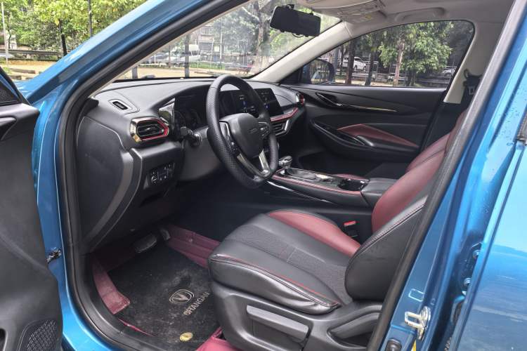 Used CHANGAN OSHAN X5 2021 1.5T DCT Prestige Edition Left Front Seat