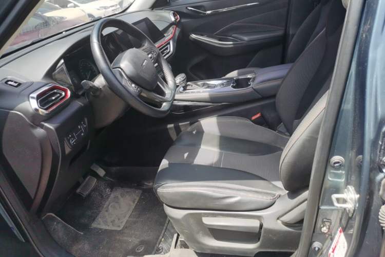 Used CHANGAN OSHAN X5 2021 1.6L CVT Comfort Model Left Front Seat