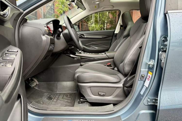 Used CHANGAN OSHAN X5 2021 1.5T DCT Flagship Edition Left Front Seat