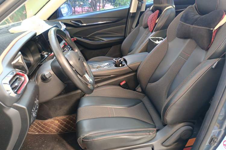 Used CHANGAN OSHAN X5 2021 1.5T DCT Prestige Edition Left Front Seat