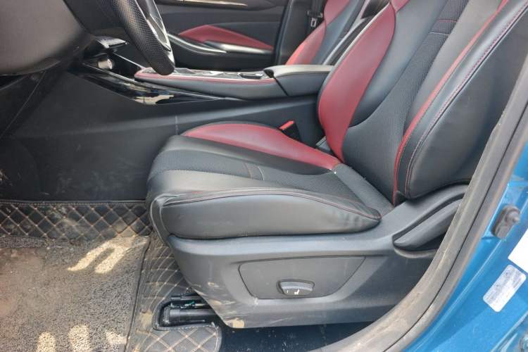 Used CHANGAN OSHAN X5 2021 Revised Version 1.5T DCT Luxury Edition Left Front Seat