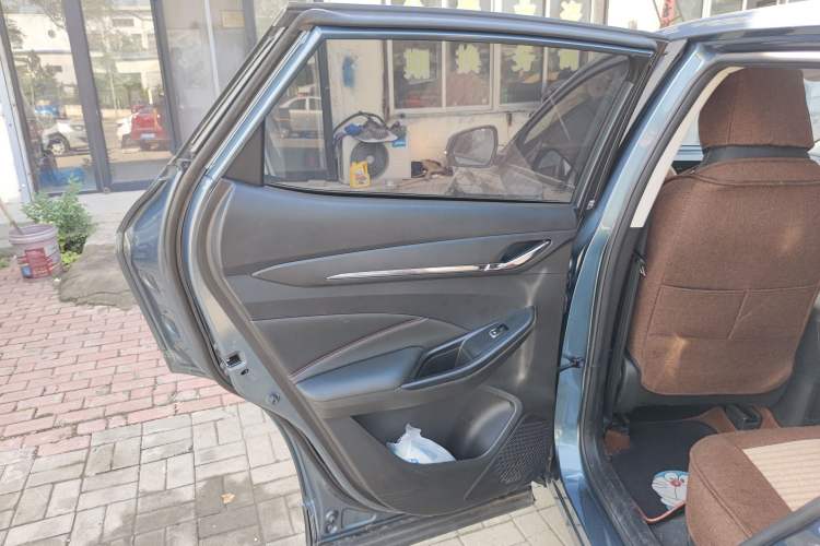 Used CHANGAN OSHAN X5 2021 Revised Version 1.6L Manual Luxury Edition Left Rear Door Interior