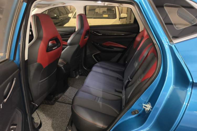 Used CHANGAN OSHAN X5 2021 1.5T DCT Flagship Edition Left Rear Seat