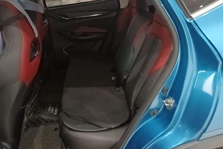Used CHANGAN OSHAN X5 2021 Revised Version 1.5T DCT Luxury Edition Left Rear Seat