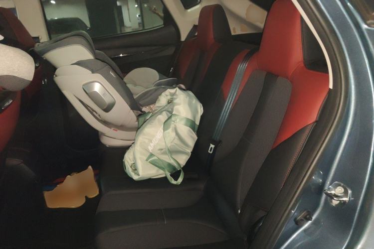 Used CHANGAN OSHAN X5 2021 1.5T DCT Flagship Edition Left Rear Seat