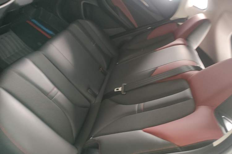 Used CHANGAN OSHAN X5 2021 1.5T DCT Flagship Edition Left Rear Seat