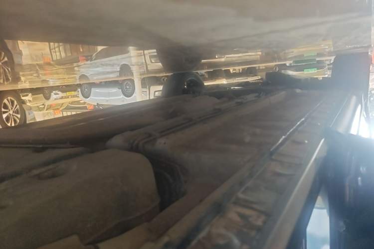 Used CHANGAN OSHAN X5 2021 1.5T DCT Flagship Edition Left Side Sill