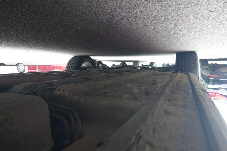 Used CHANGAN OSHAN X5 2021 1.5T DCT Luxury Edition Left Side Sill
