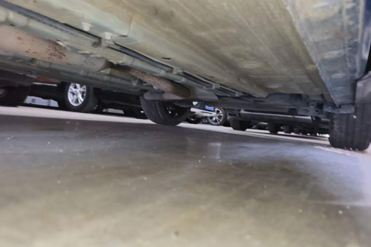Used CHANGAN OSHAN X5 2021 1.5T DCT Flagship Edition Left Side Sill