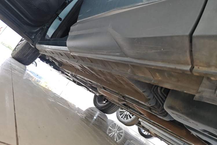 Used CHANGAN OSHAN X5 2021 1.5T DCT Prestige Edition Left Side Sill