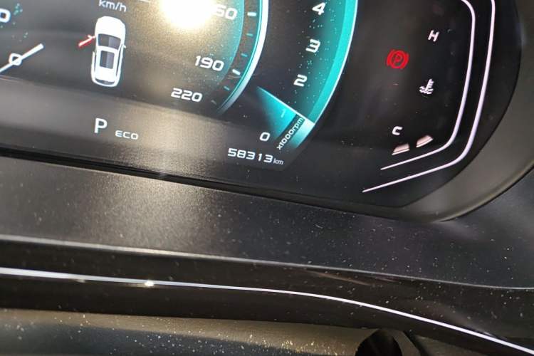 Used CHANGAN OSHAN X5 2021 1.5T DCT Flagship Edition Odometer Close Up