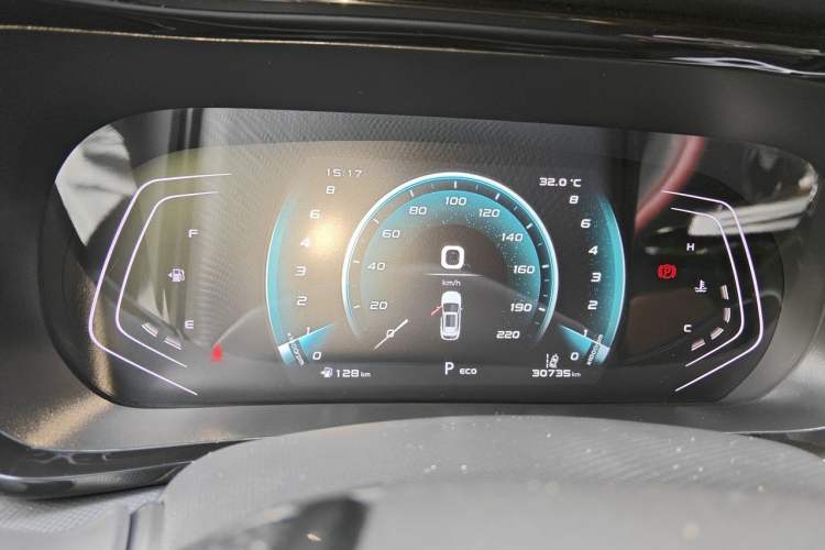 Used CHANGAN OSHAN X5 2021 1.5T DCT Flagship Edition Odometer Close Up