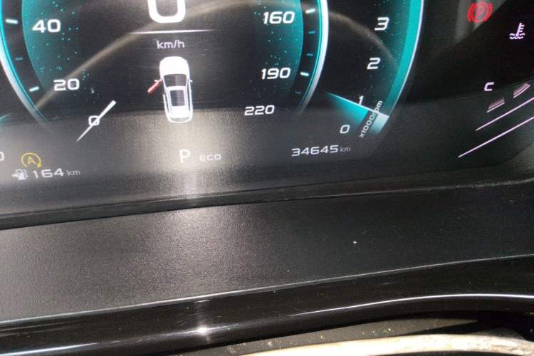 Used CHANGAN OSHAN X5 2021 1.5T DCT Prestige Edition Odometer Close Up